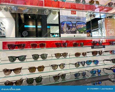 Find sunglasses shop near me .